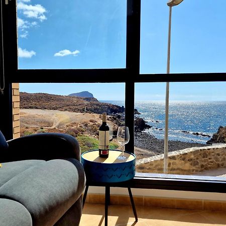 Las Rocas By The Ocean, Wifi And Sea View Los Abrigos Eksteriør bilde
