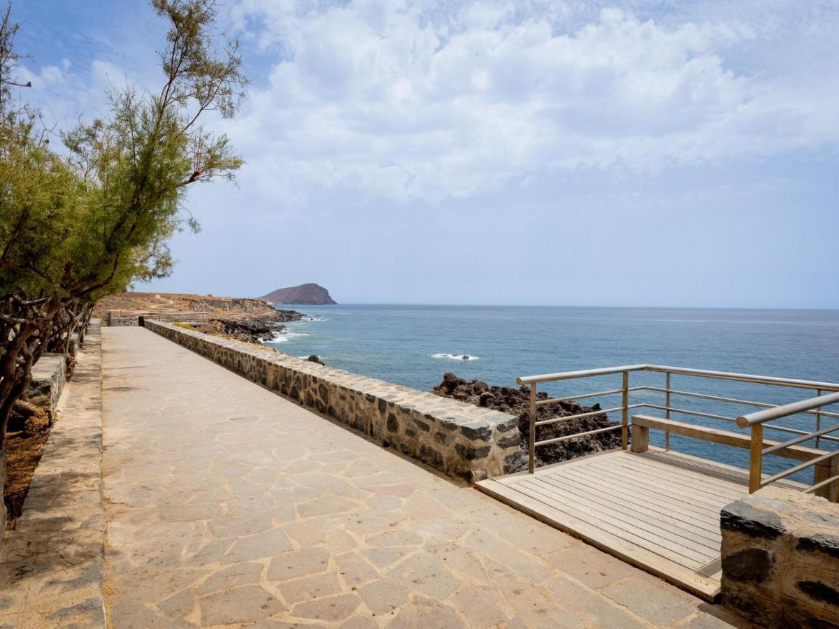 Las Rocas By The Ocean, Wifi And Sea View Los Abrigos Eksteriør bilde
