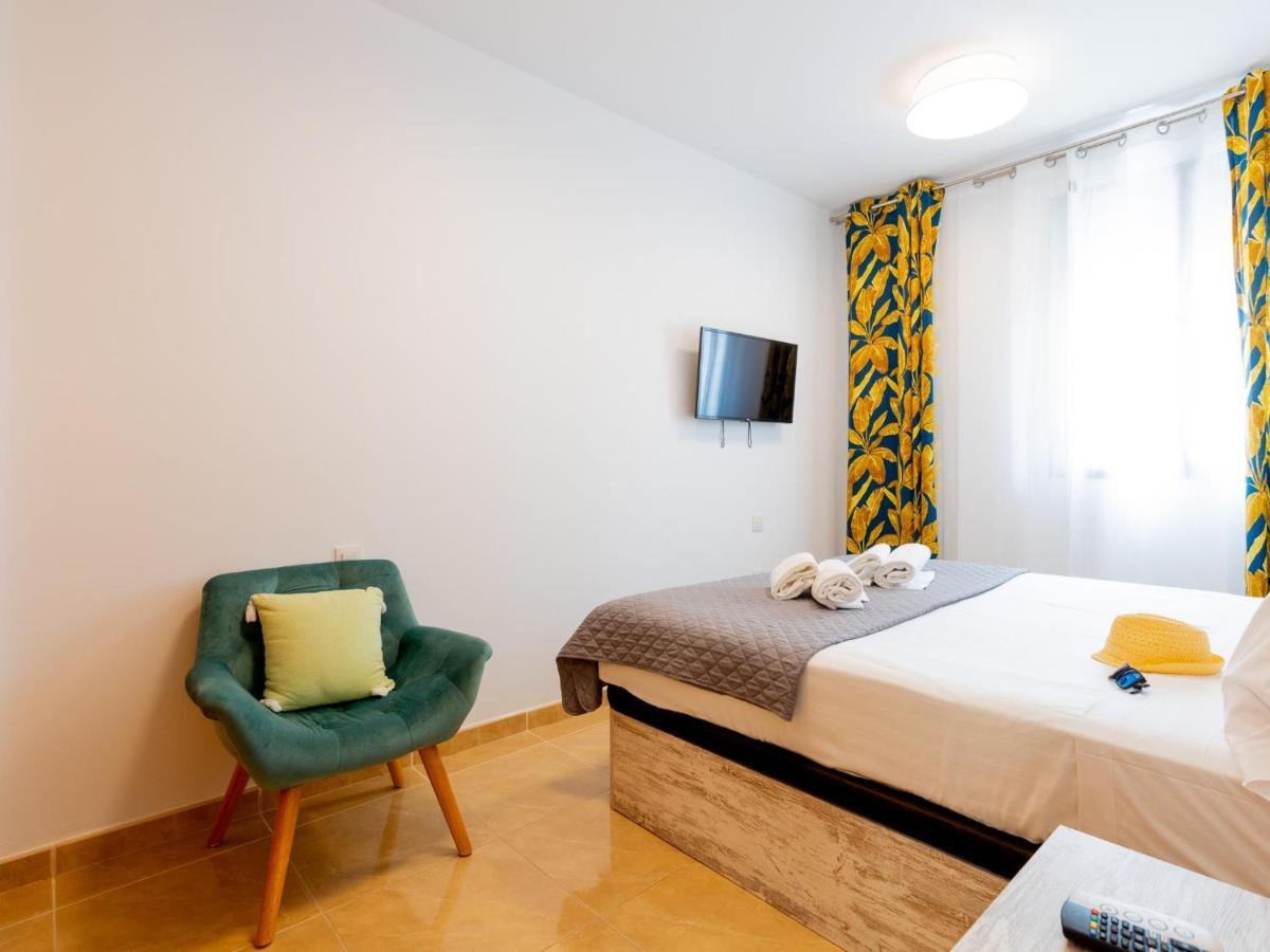 Las Rocas By The Ocean, Wifi And Sea View Los Abrigos Eksteriør bilde