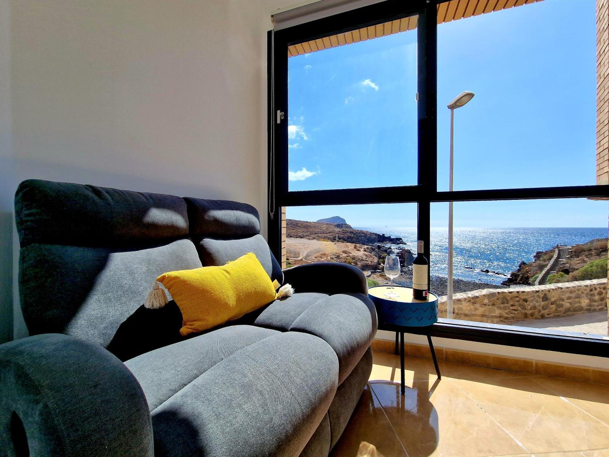 Las Rocas By The Ocean, Wifi And Sea View Los Abrigos Eksteriør bilde
