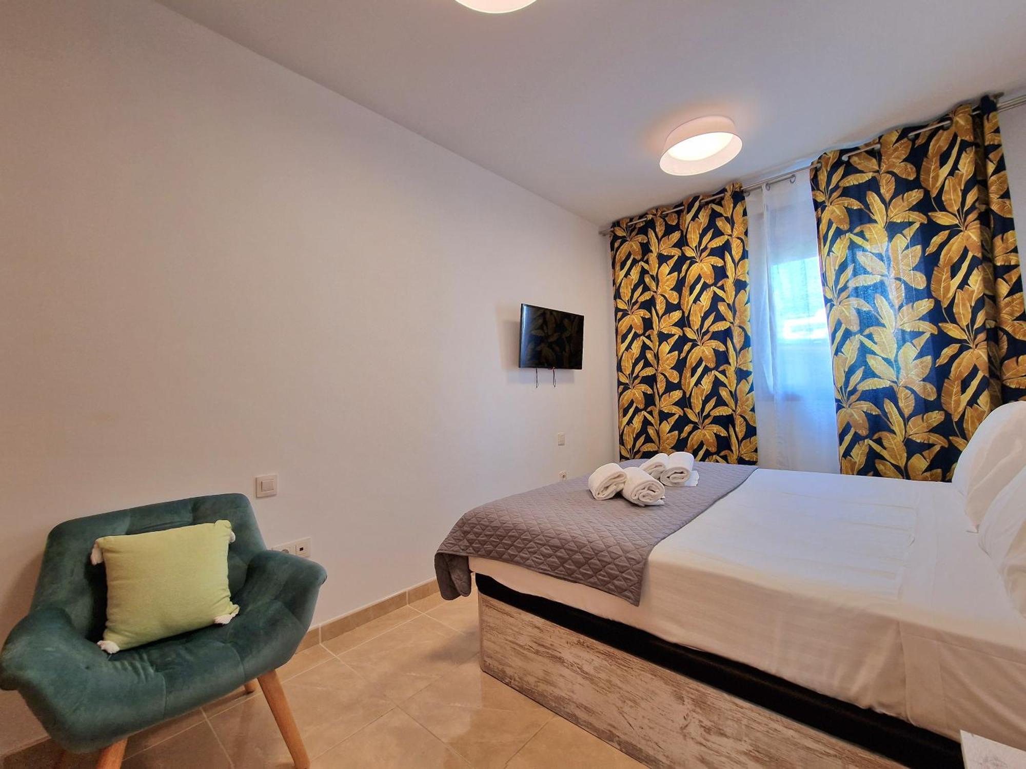 Las Rocas By The Ocean, Wifi And Sea View Los Abrigos Eksteriør bilde